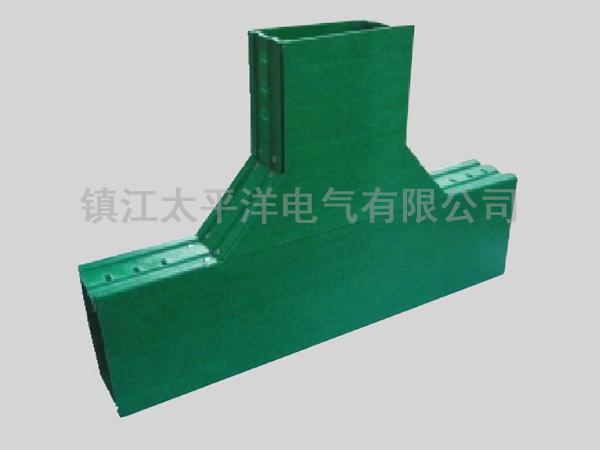 玻璃鋼水平(ping)三通